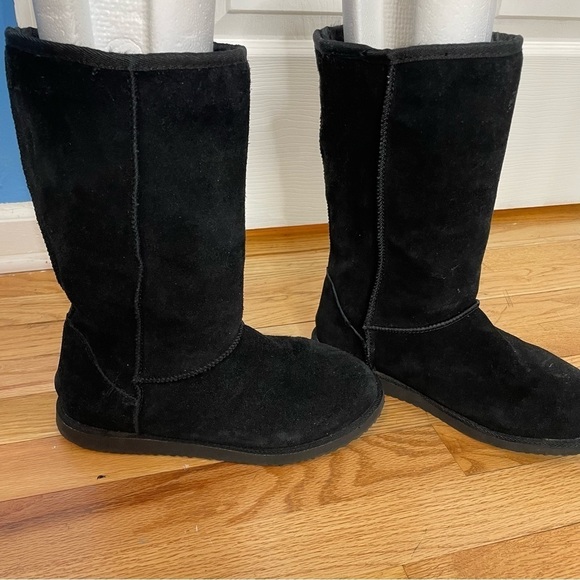 Old Navy black suede faux shearling boots size 8 - Picture 4 of 7